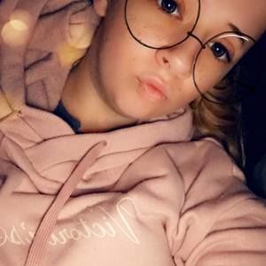 Meet your Posher, Krystal